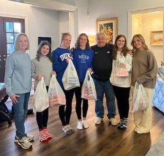 APS alum supports families